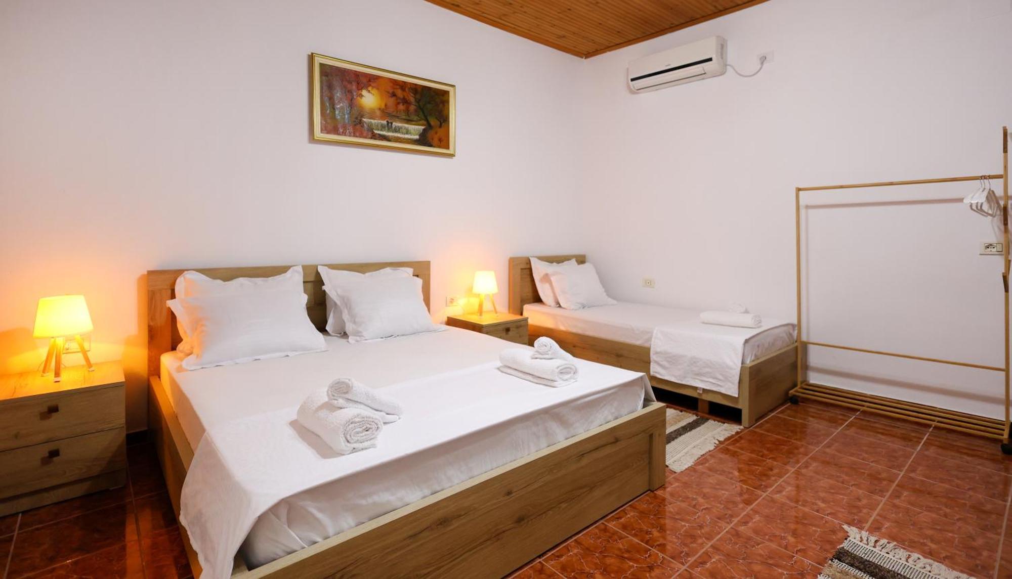 Vila Spahiu Berat Extérieur photo