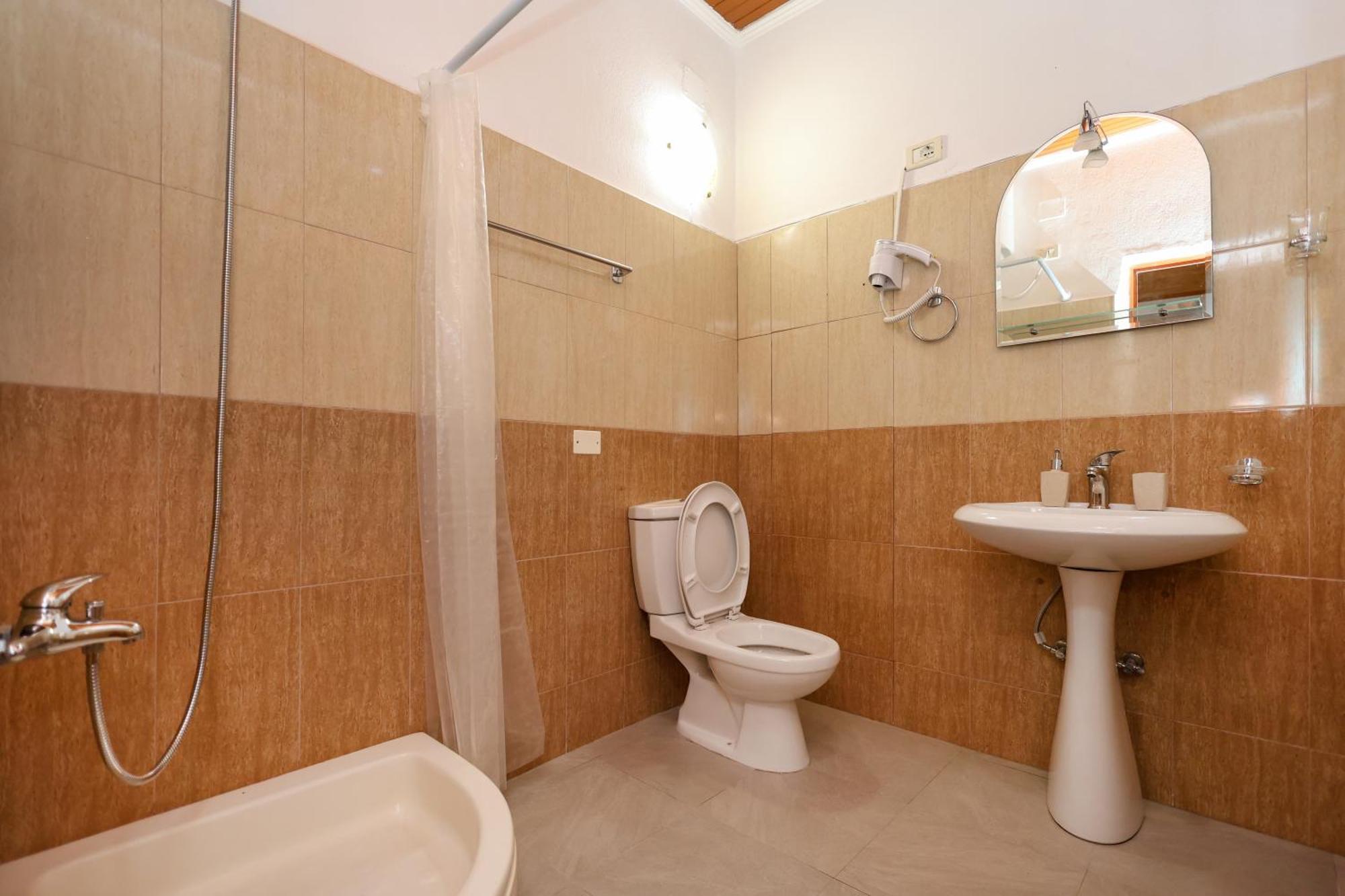 Vila Spahiu Berat Extérieur photo