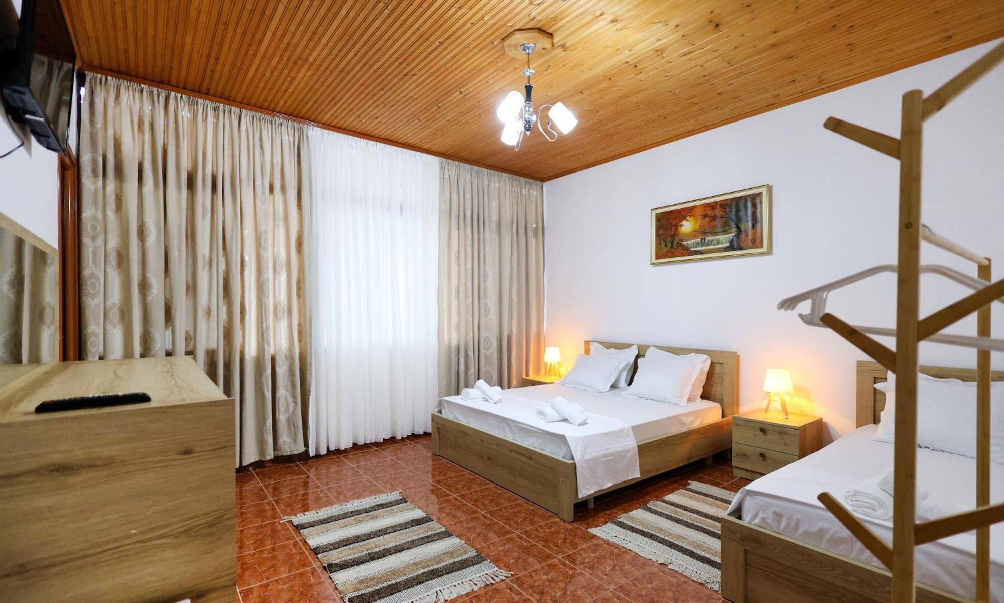 Vila Spahiu Berat Extérieur photo