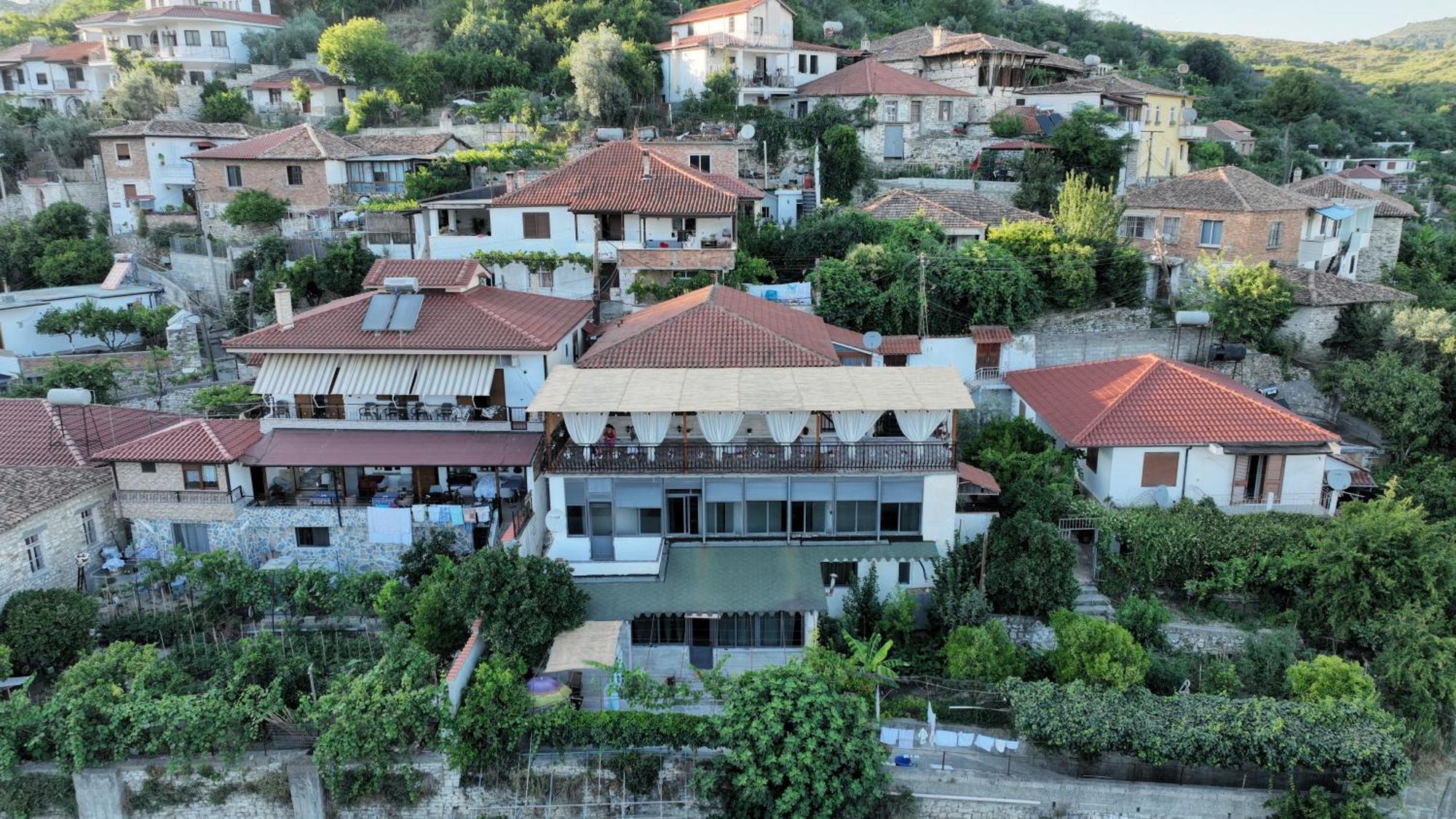 Vila Spahiu Berat Extérieur photo