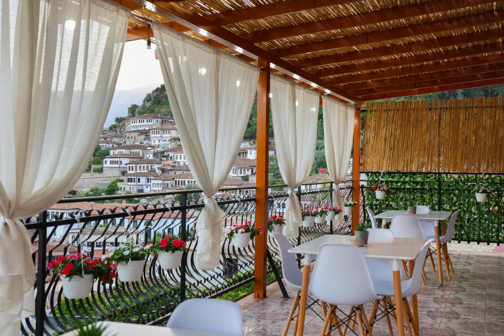 Vila Spahiu Berat Extérieur photo
