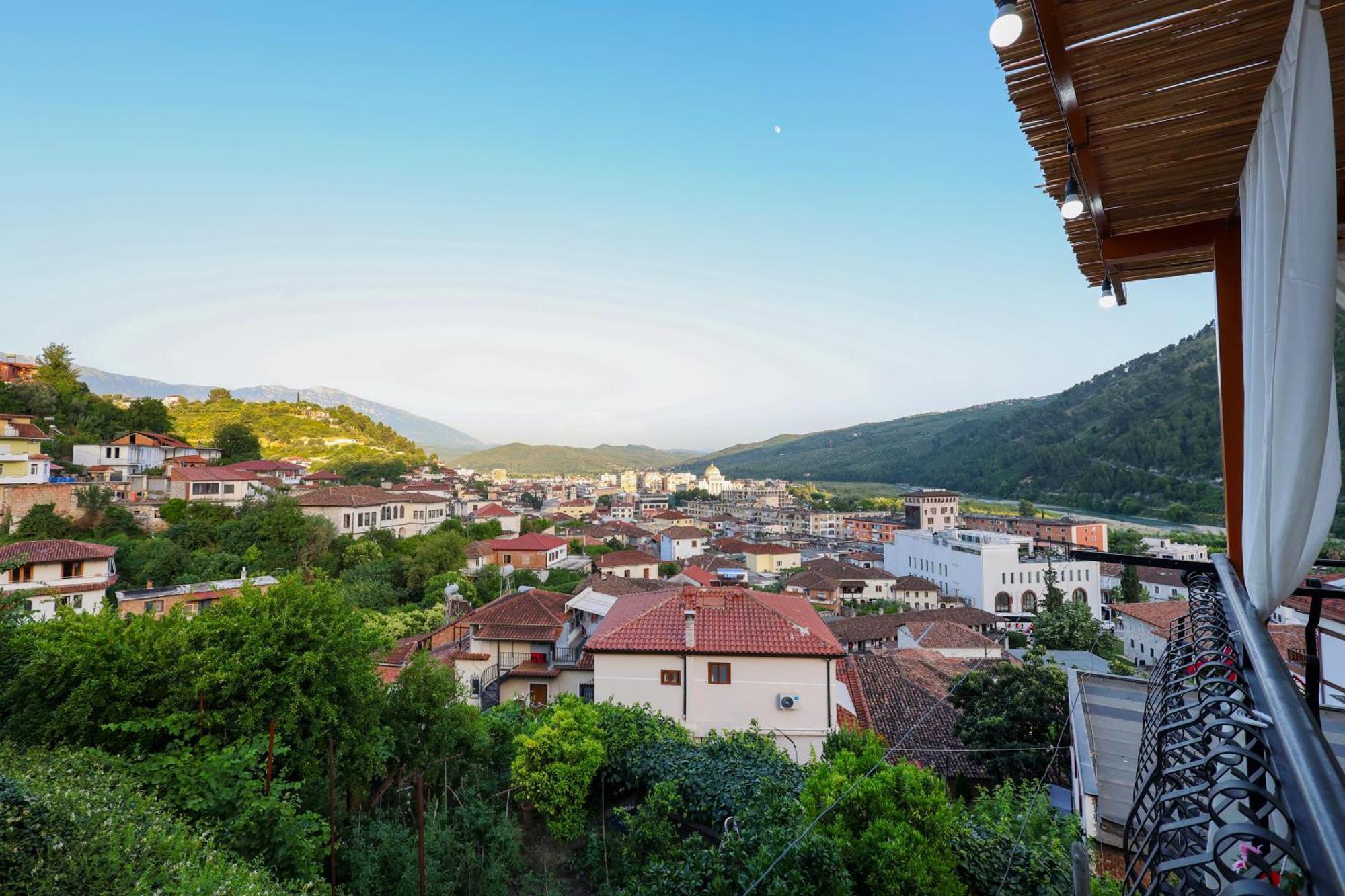 Vila Spahiu Berat Extérieur photo