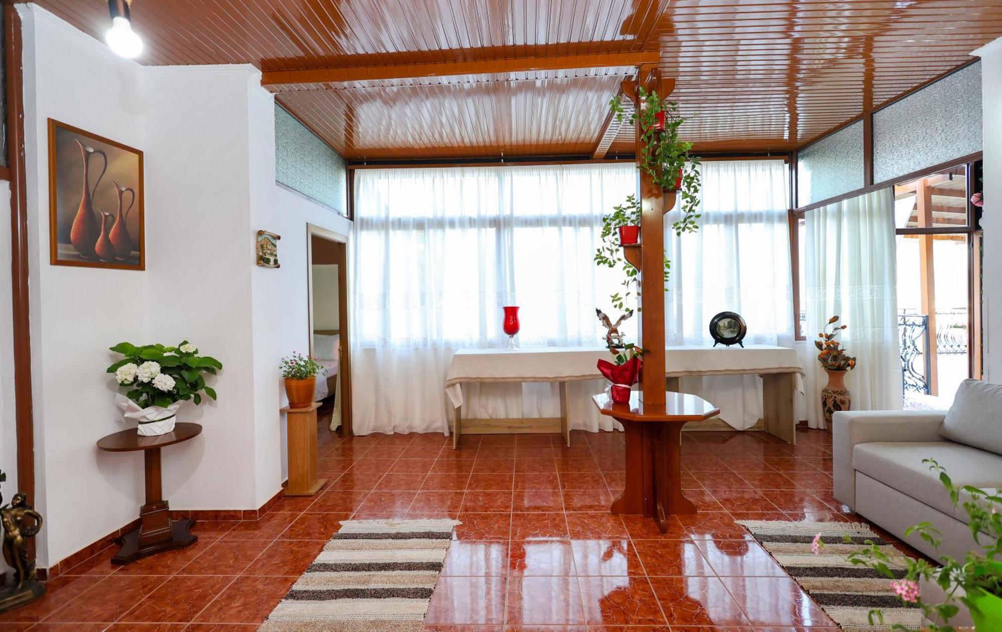 Vila Spahiu Berat Extérieur photo