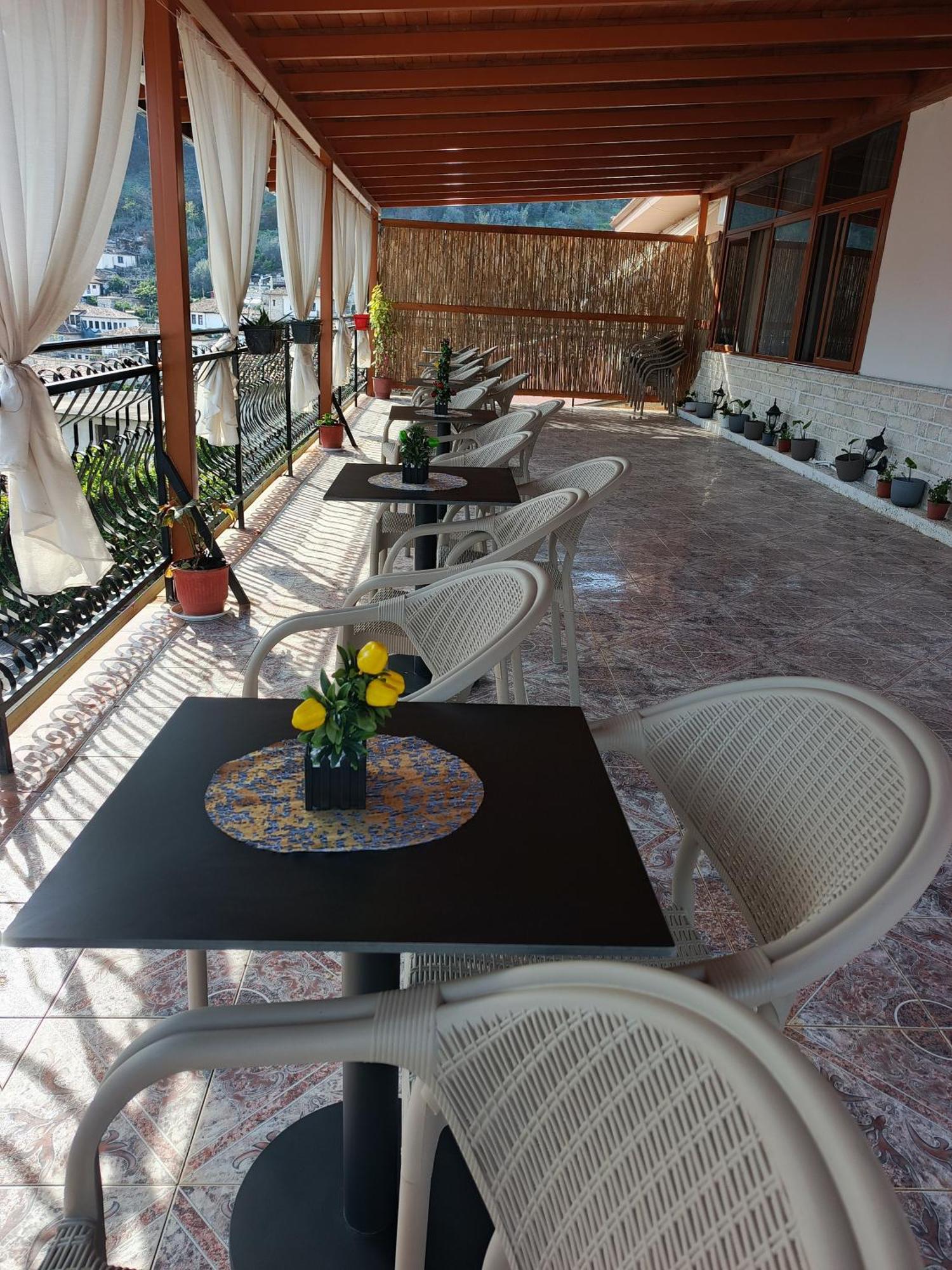 Vila Spahiu Berat Extérieur photo