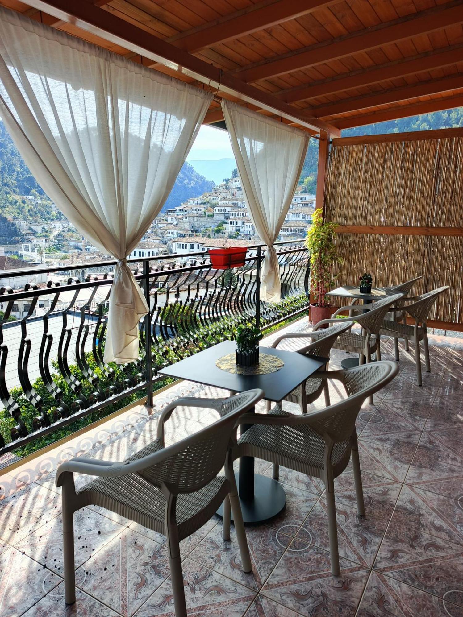 Vila Spahiu Berat Extérieur photo
